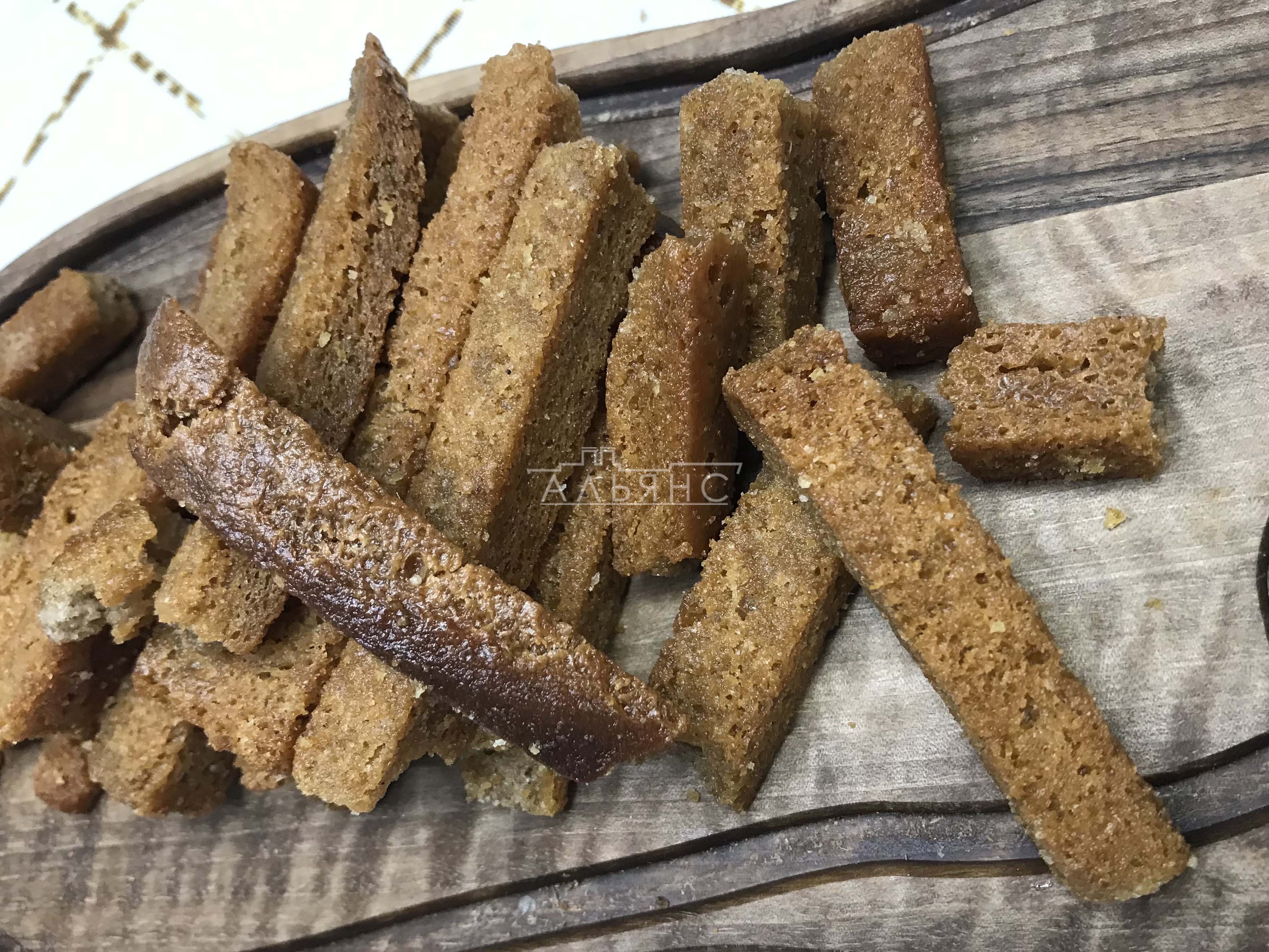 Деревенские гренки с чесноком в Сочи