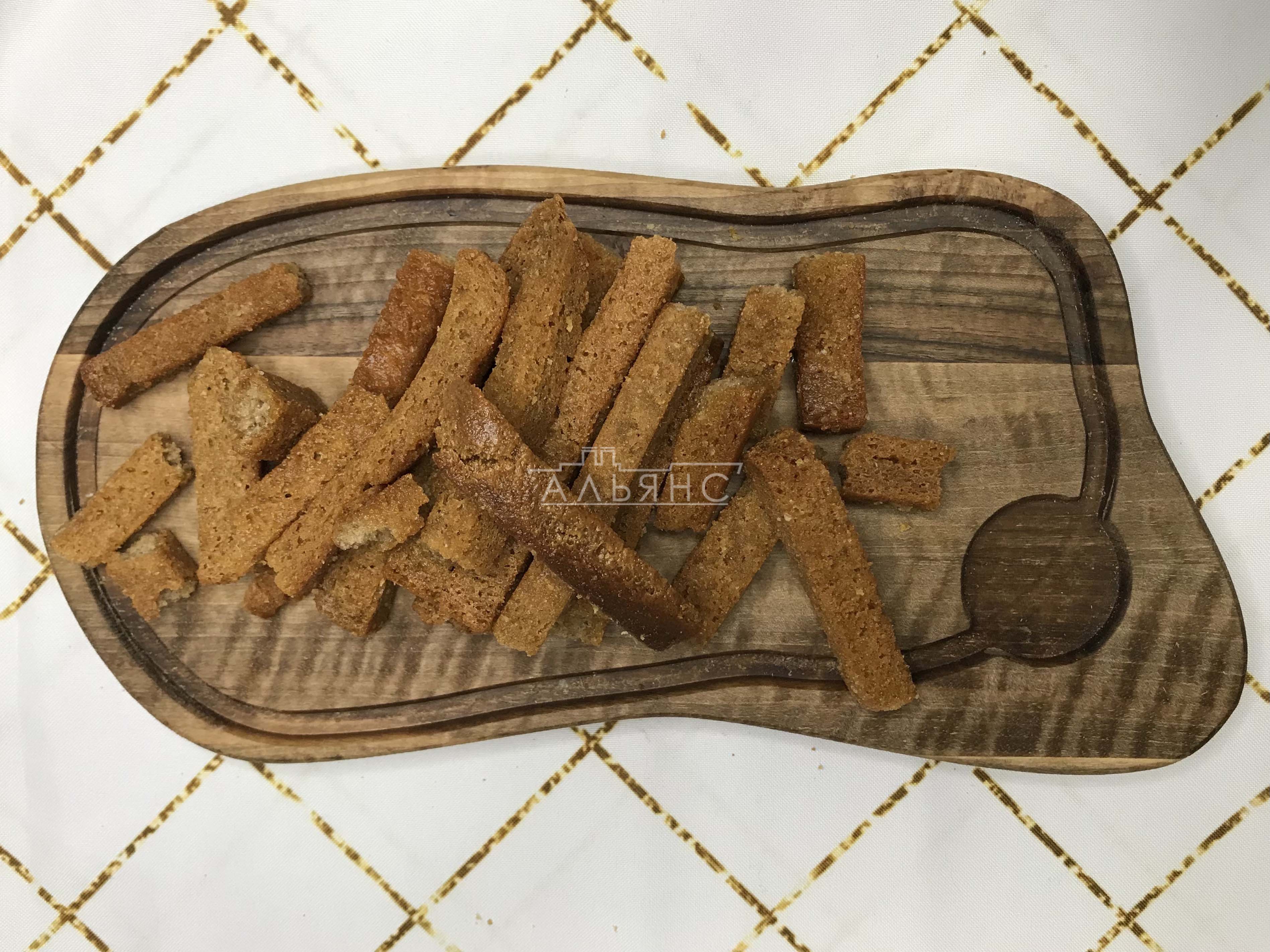 Деревенские гренки с чесноком в Сочи