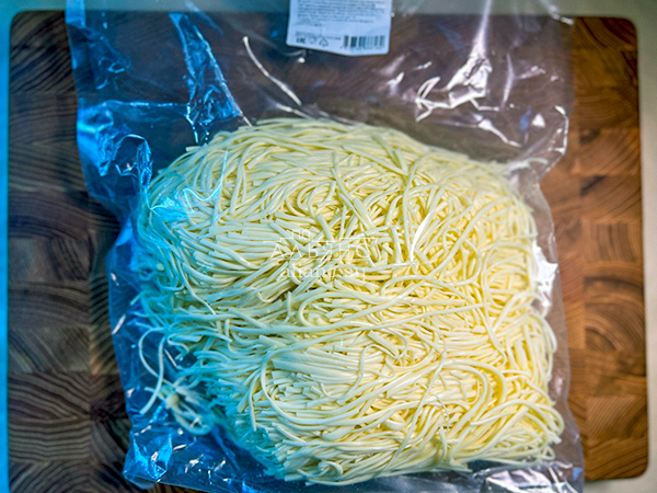 Сырный продукт ФЕРМЕРСКИЙ паутинка белая в Сочи