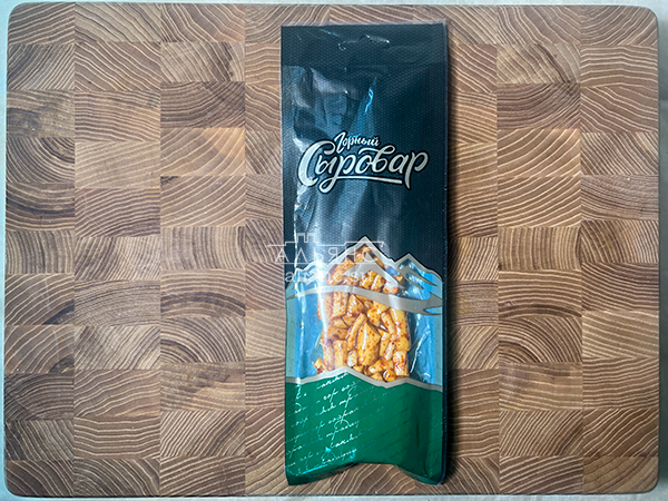 Сыр 60 гр ГОРНЫЙ СЫРОВАР (Бочонок копчёный с аджикой) в Сочи