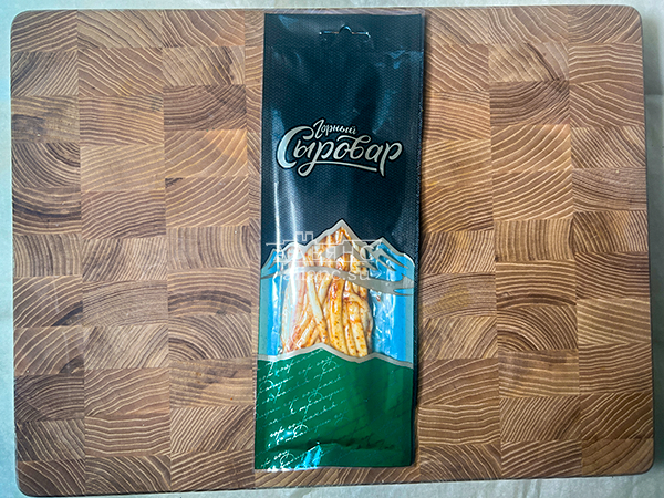 Сыр 60 гр ГОРНЫЙ СЫРОВАР (Нити аджика) в Сочи