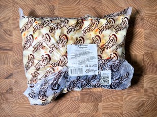 Сыр 1 кг ГОРНЫЙ СЫРОВАР (Нити копчёные): Сыр ГОРНЫЙ СЫРОВАР (Бочонок с паприкой)